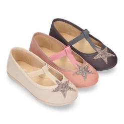 Merceditas en forma de T con elástico y ESTRELLAS en Serratex.