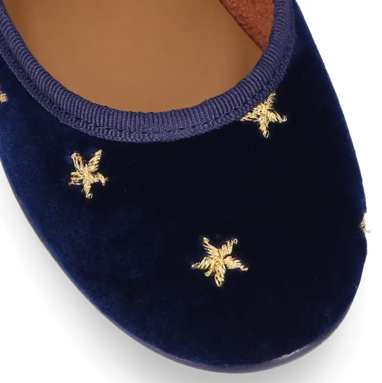 Merceditas niña en terciopelo con ESTRELLAS bordadas.