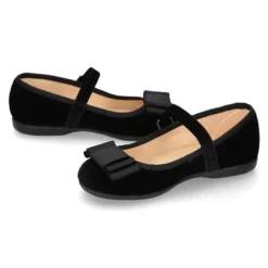 Merceditas OKAA niña con hebilla y lazo zapatero en terciopelo NEGRO.