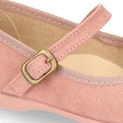 Merceditas OKAA niña en Serratex con CORAZÓN BRILLANTE.
