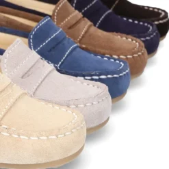 Mocasín Antifaz Peques piso conductor en serraje.