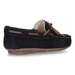 Mocasín Clásico lazos en cuero piel serraje.