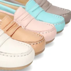 Mocasín con antifaz en piel EXTRA SUAVE y colores pasteles para peques.