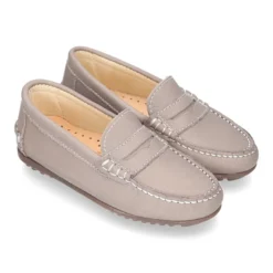 Mocasín con antifaz en piel EXTRA SUAVE y colores pasteles.