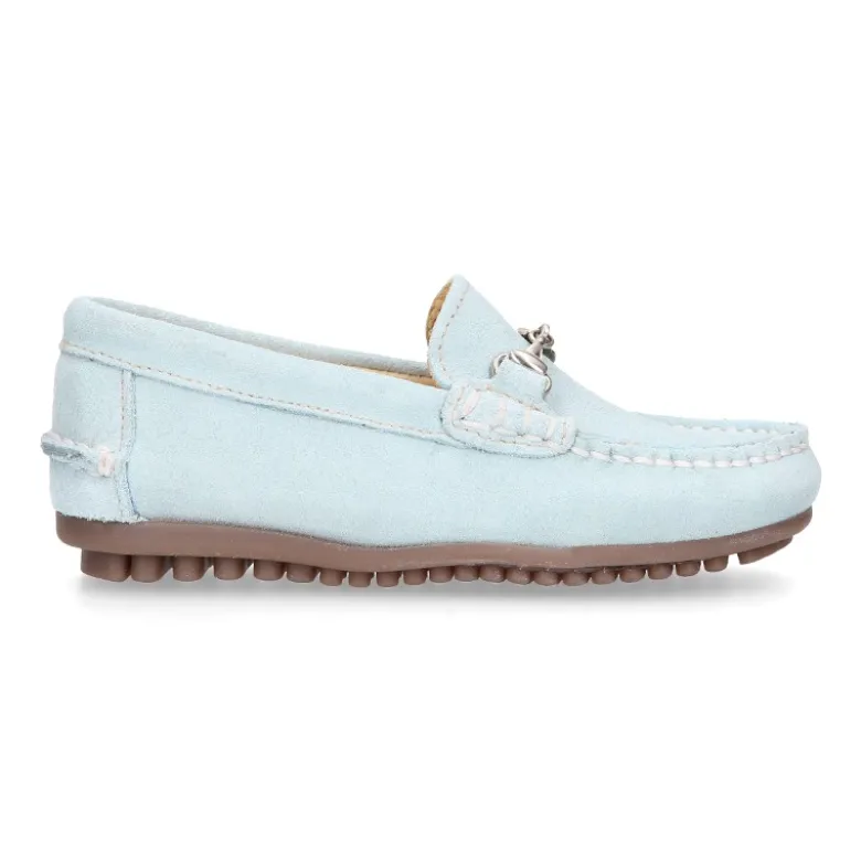 Mocasín con estribo en piel serraje para mayores.