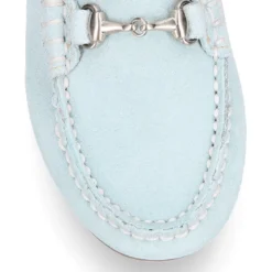 Mocasín con estribo en piel serraje para mayores.