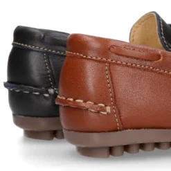 Mocasín con lazos en piel EXTRA SUAVE.