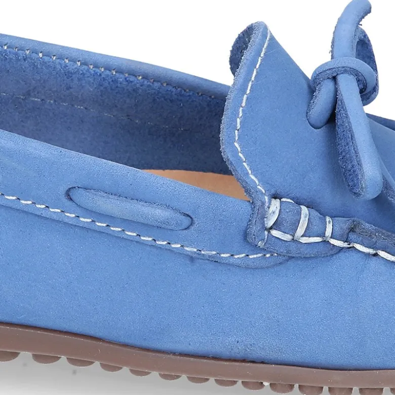 Mocasín con lazos en piel Nobuck para mayores piso conductor.