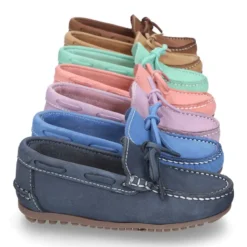 Mocasín con lazos en piel Nobuck para mayores piso conductor.