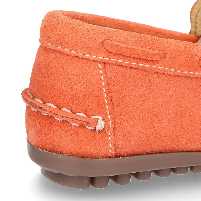 Mocasín con lazos en piel serraje para mayores piso conductor.