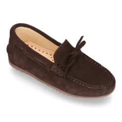 Mocasín con lazos en serraje para mayores piso conductor.