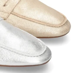 Mocasín destalonado tipo MULE en piel Metalizada.