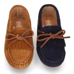 Mocasín lazos con FLECOS en piel serraje.