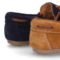 Mocasín lazos con FLECOS en piel serraje.