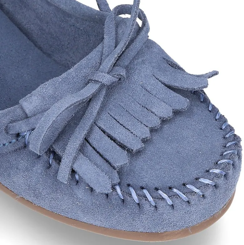 Mocasín lazos niña tipo indio en piel serraje.