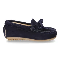 Mocasín lazos peques piso conductor en serraje.