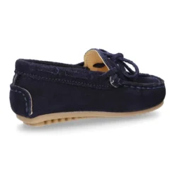 Mocasín lazos peques piso conductor en serraje.