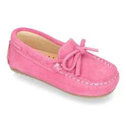 Mocasín lazos peques piso conductor en piel serraje.