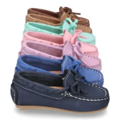 Mocasín lazos peques piso conductor en piel Nobuck.