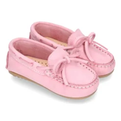 Mocasín lazos peques piso conductor en piel Nobuck.