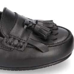 Mocasín NIÑA colegial con borlas y flecos en piel Boxcalf.