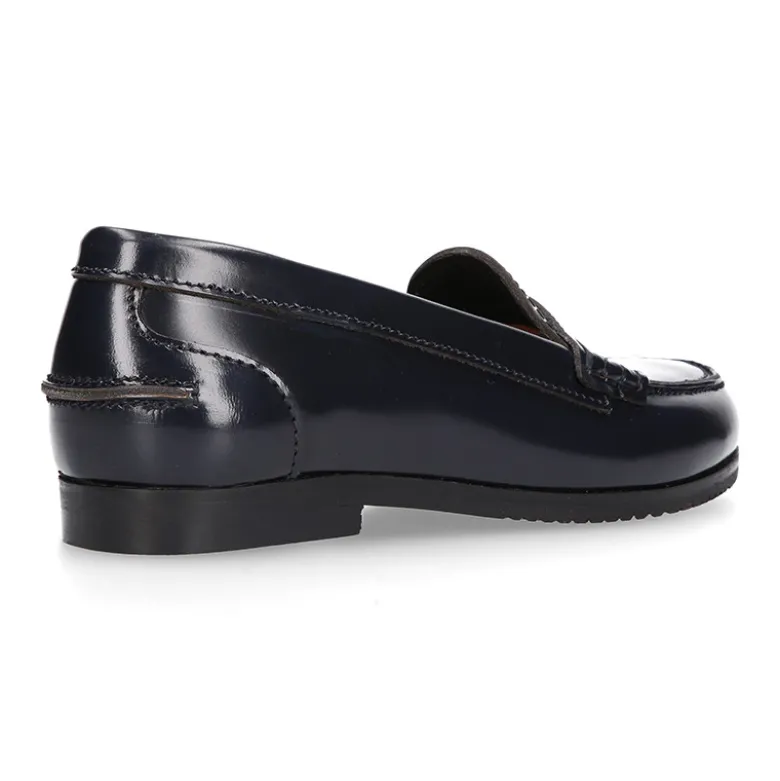 Mocasín NIÑA colegial en piel Antik.