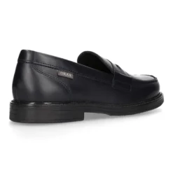 Mocasín NIÑO clásico colegial en piel y suela de goma.