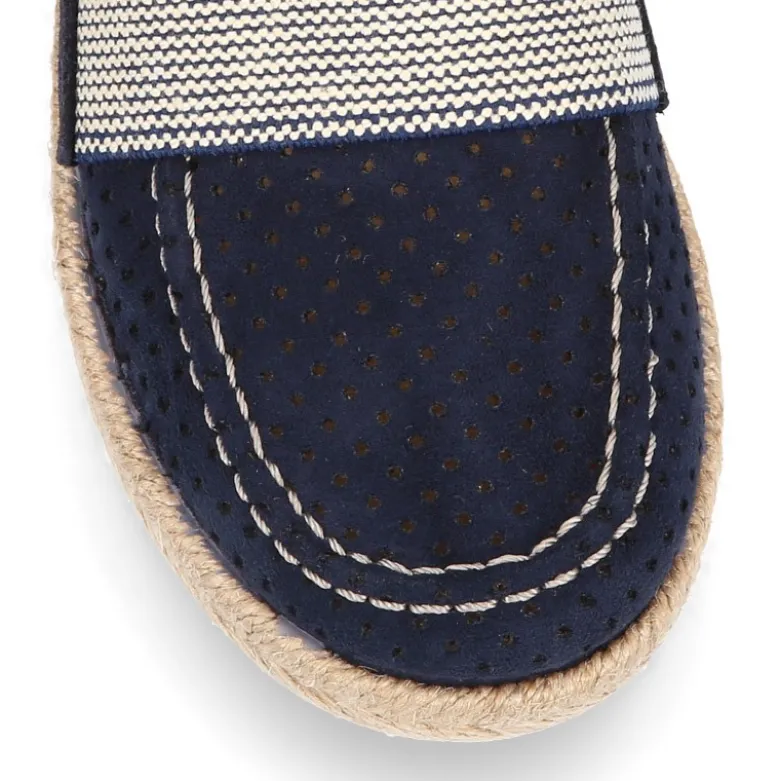 Mocasín niño con elástico tipo alpargata en lona MIL PUNTOS.