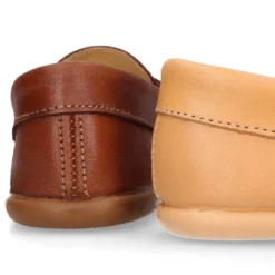 Mocasín niño en piel con diseño con ANTIFAZ.
