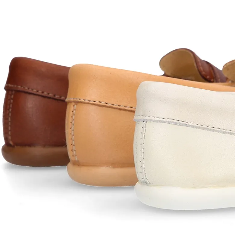 Mocasín niño en piel con diseño con ANTIFAZ.