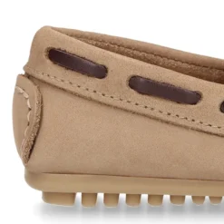 Mocasín niños pequeños con lazos a contraste en piel Nobuck.