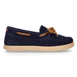 Mocasín niño tipo Alpargata con lazos en piel serraje.
