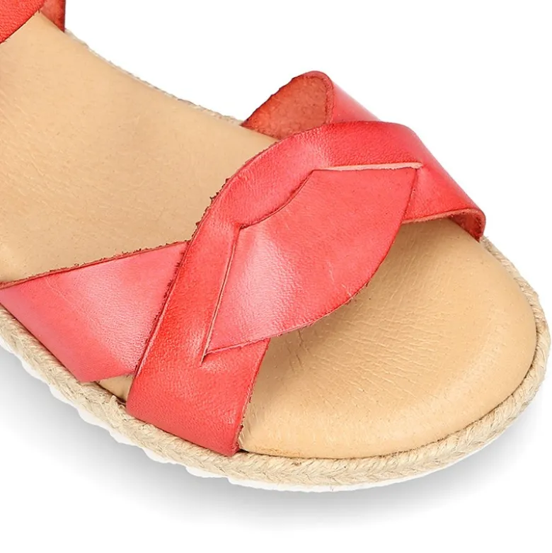 Nueva Sandalia cruzada Niña Mayor en piel.