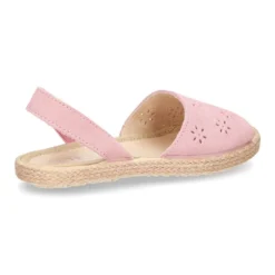 Nueva SANDALIA tipo alpargata con diseño con FLORES en Serraje.