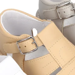 Nueva Sandalia tipo pepito en piel suave para niños bebés.