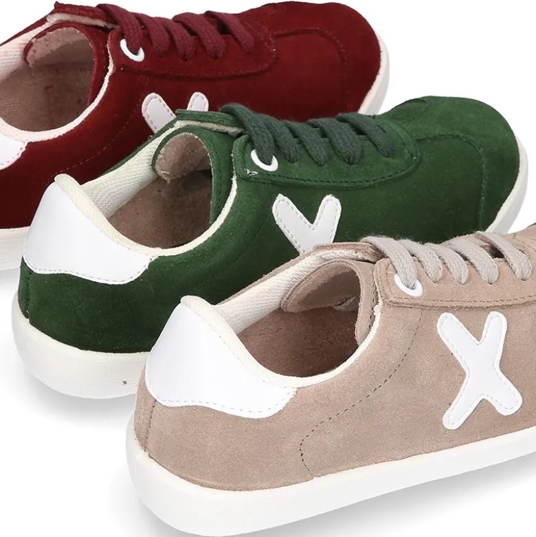 Nueva Zapatilla MODA con cordones en piel serraje.