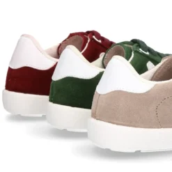 Nueva Zapatilla MODA con cordones en piel serraje.