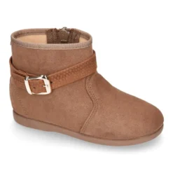 Nuevo Botín niña con diseño con HEBILLA en Serratex.