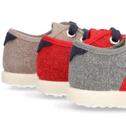 Nuevo Tenis con cordones en lona EFECTO LAVADO con bandera lateral.