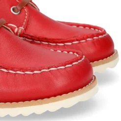 Náutico clásico niño piel con cordones y suela para primavera verano.