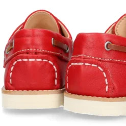 Náutico clásico niño piel con cordones y suela para primavera verano.