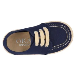 Náutico niño tipo Alpargata en lona con cordones.