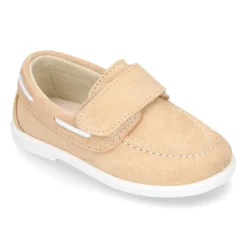 Náutico piel serraje sin cordones.