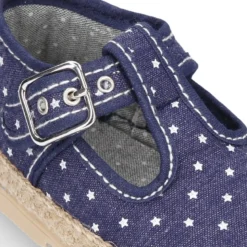 Pepito bebés tipo alpargata en lona con ESTRELLAS.