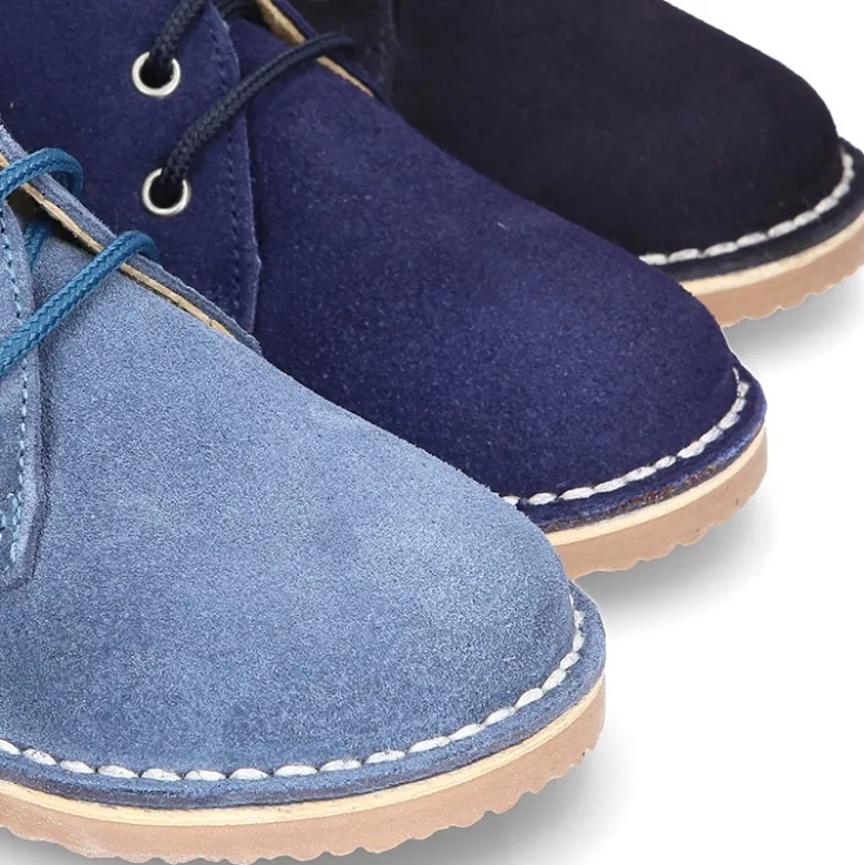 Safari o pisacacas con cordones en piel de serraje