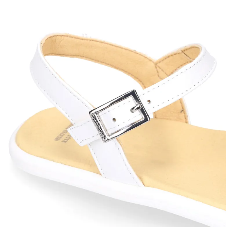 Sandalia Barefoot Blanca con Hebilla – OKAA FLEX