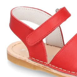 Sandalia Menorquina bebé en piel napa y suela super flexible.