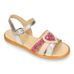 Sandalia Niña con CORAZÓN en piel con glitter.