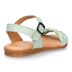 Sandalia Niña con diseño trenzado en piel suave en colores pastel.