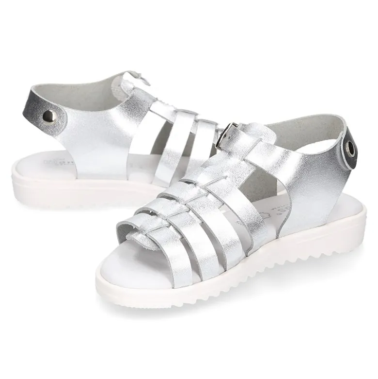 Sandalia Niña en piel METALIZADA con hebilla y suela SUPER FLEXIBLE.